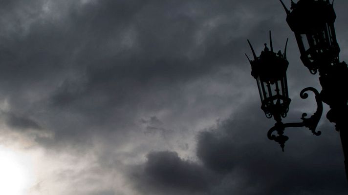 El tiempo - Nuboso o cubierto con lluvias en el oeste de Galicia