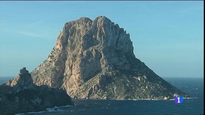 Informatiu Balear - L'eradicació de les cabres de Es Vedrà, al Parlament