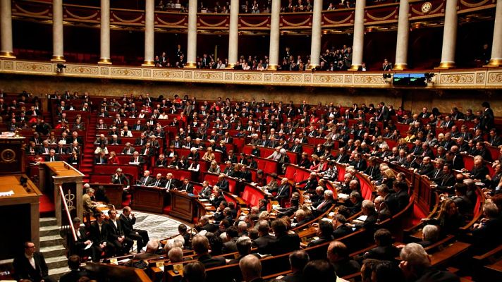  - La Asamblea Nacional de Francia da luz verde a las reformas constitucionales para combatir el terrorismo