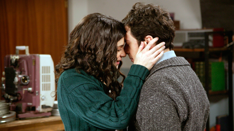 El primer beso de Inés y Eugenio - Cuéntame cómo pasó | Ver