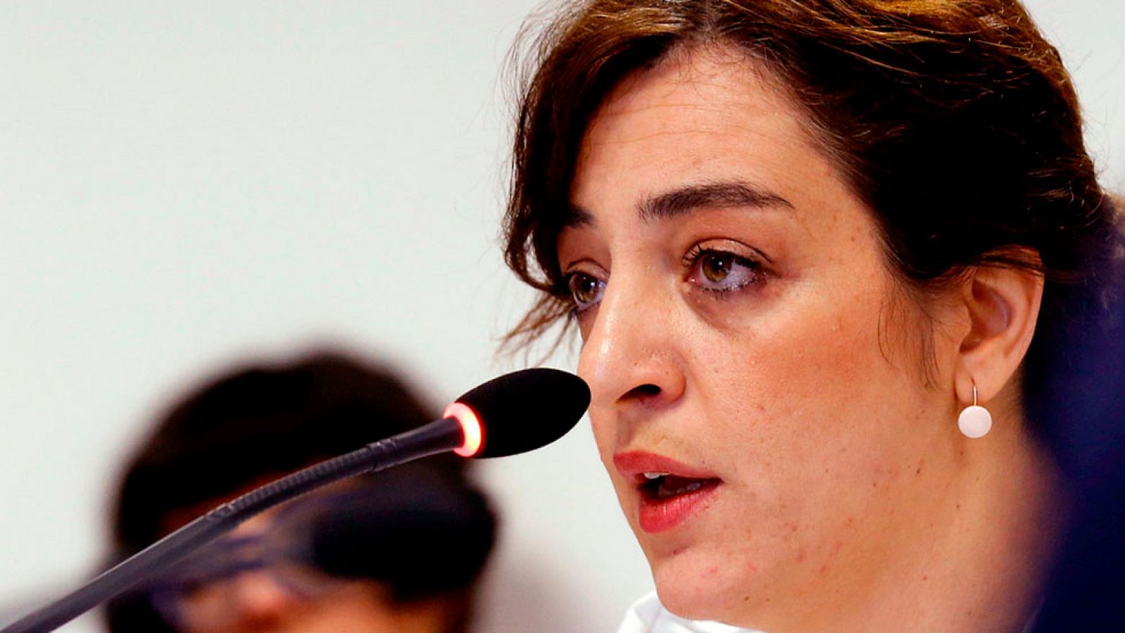 Celia Mayer dice que no dimitirá y anuncia una nueva hoja de ruta para aplicar la Ley de la Memoria Histórica