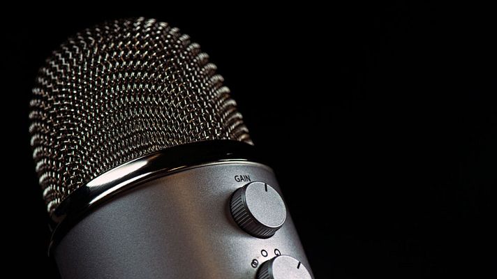 Telediario 1 - Se celebra el Día Mundial de la Radio