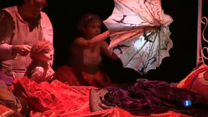 L'Informatiu - La companyia "Teatre al Detall" premi de la Crítica al millor Espectacle Familiar