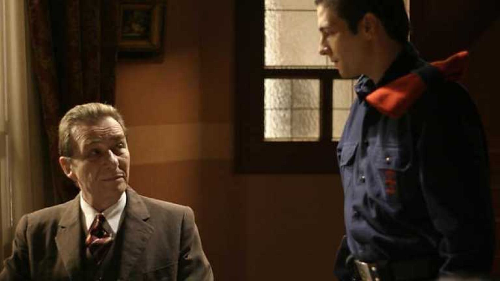 Amar en tiempos revueltos - Temporada 1 - Episodio 10 - Ver ahora