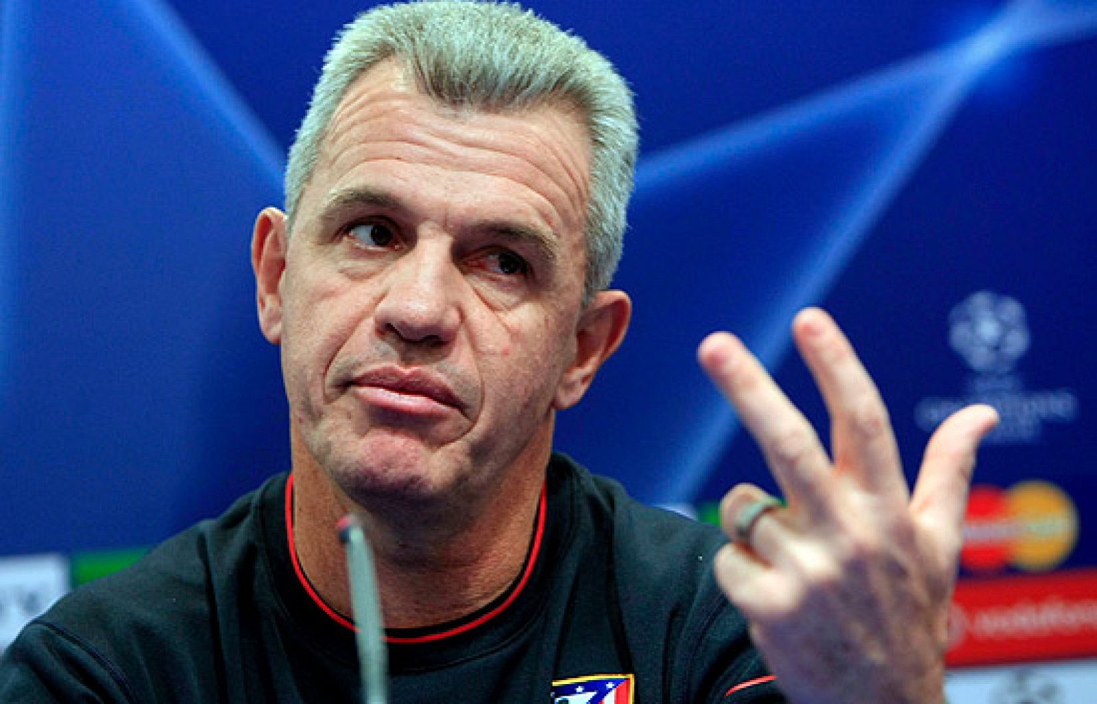 El Atlético jugará ante el PSV sin el calor de la afición rojiblanca. El PSV intentará meterse en la UEFA sin ninguna posibilidad en la Champions. Los holandeses  ha elogiado la calidad de los jugadores "colchoneros".