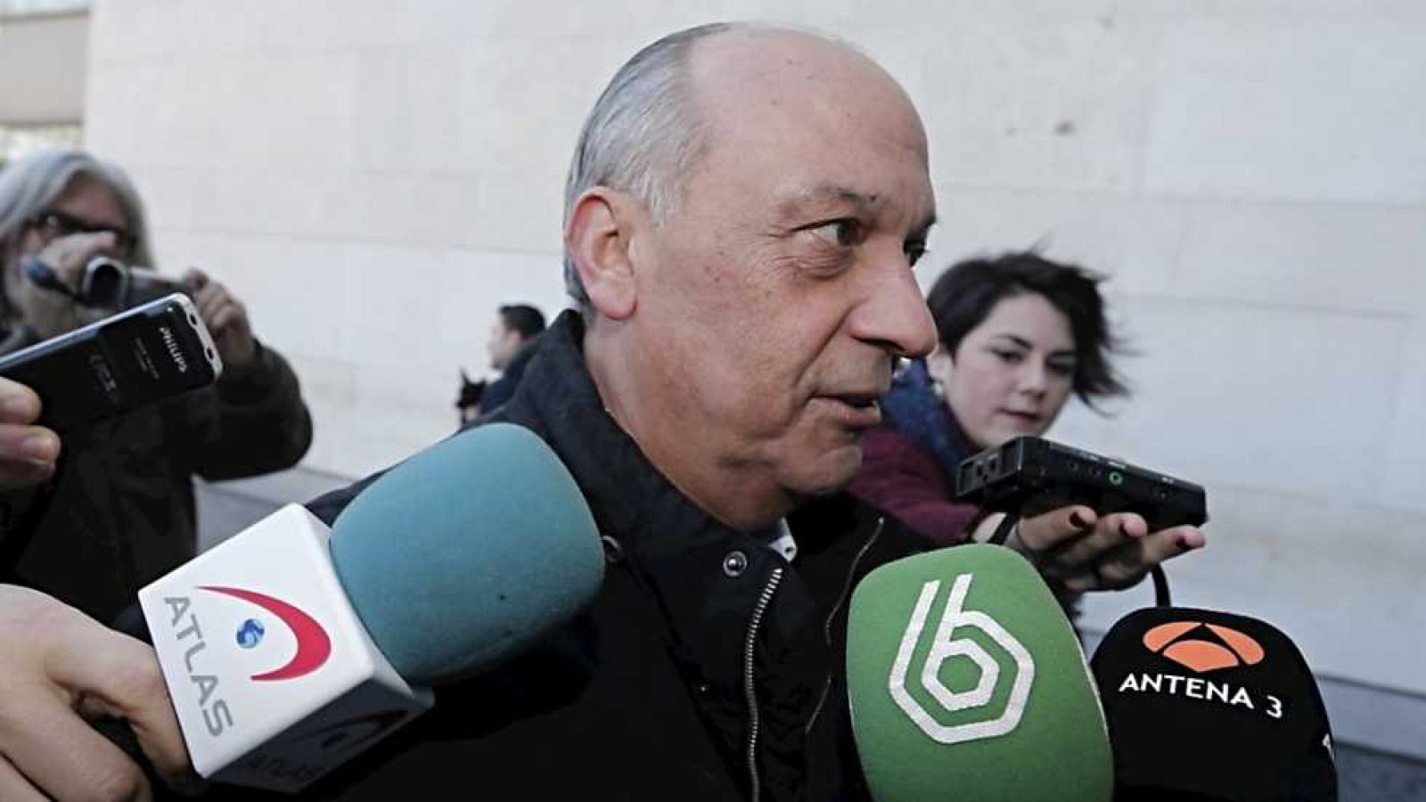 L'Informatiu - Comunitat Valenciana 2 - 17/02/16 - ver ahora