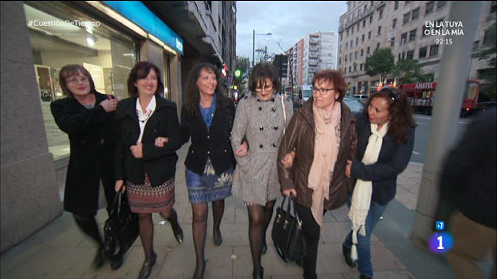 Cuestión de tiempo - ¡Una reunión de amigas tras 10 años sin verse!