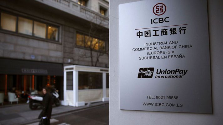 Telediario 1 - Preocupación entre los clientes en España del ICBC