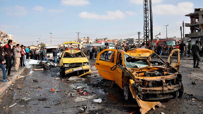 Informativo 24h - Decenas de muertos en dos atentados en Homs