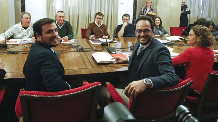 Telediario 1 - Telediario 2 en 4' - 22/02/16