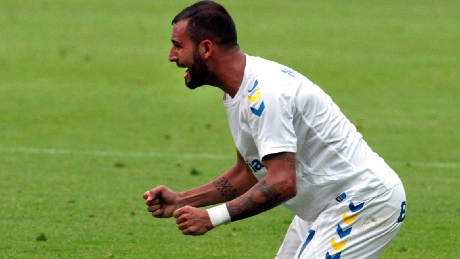 Nauzet, 18 puntos de sutura por una pelea en una discoteca | Ver