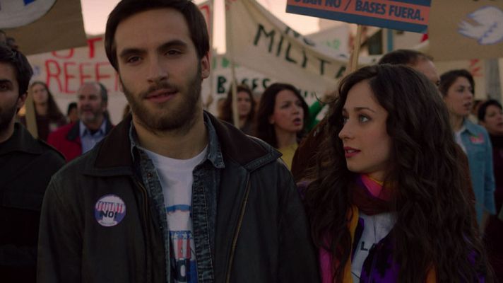 Cuéntame cómo pasó - Carlos le pregunta a Karina por Isaías