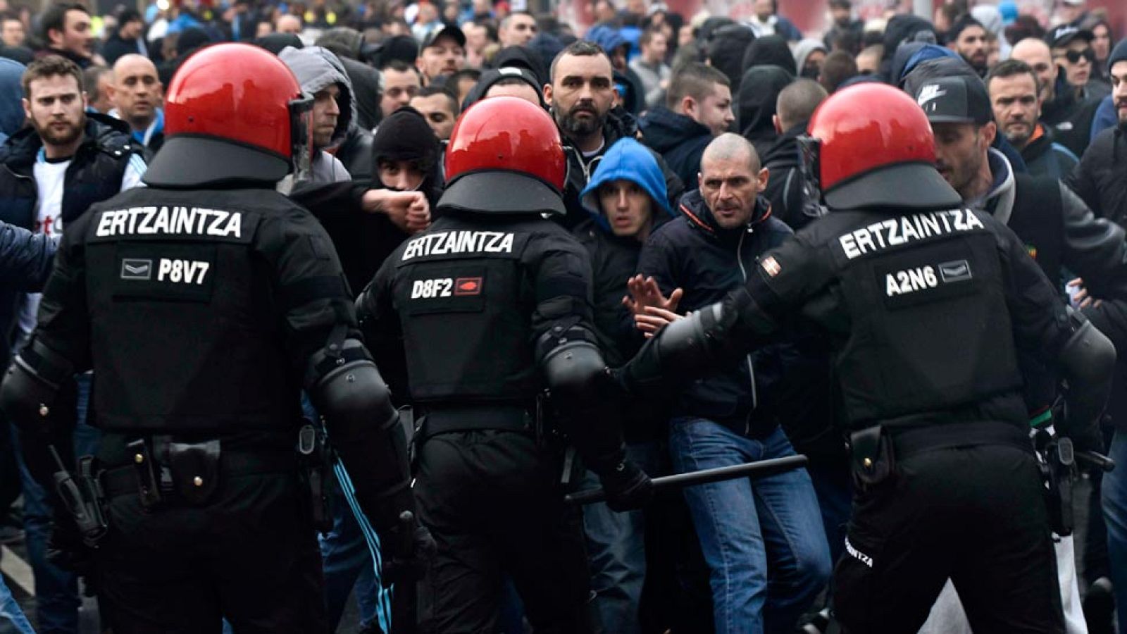Graves incidentes entre aficionados del Athletic y del Olympique de Marsella
