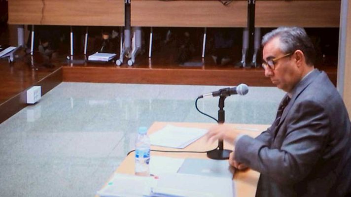 Telediario 1 - Diego Torres atribuye a la Casa Real una función de "supervisión total"