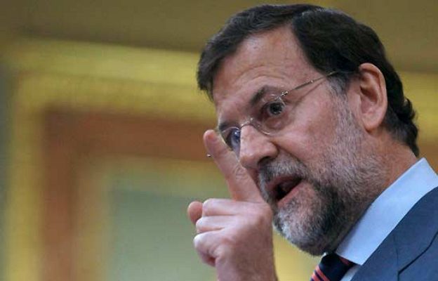  - Rajoy pide a Zapatero "un plan"
