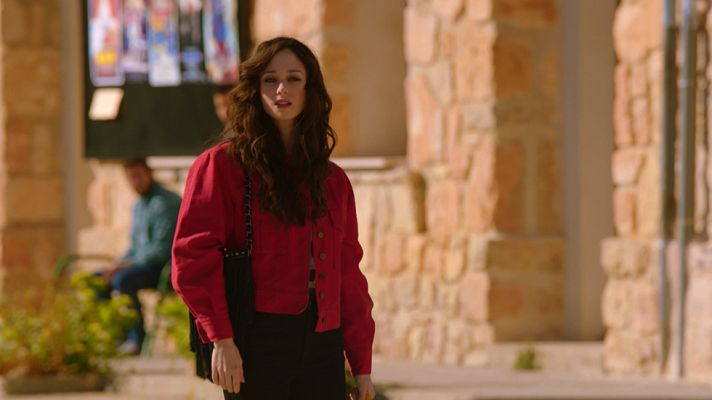 Cuéntame cómo pasó - Karina aparece por sorpresa en Sagrillas