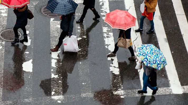 El tiempo - Precipitaciones persistentes en el área Cantábrica y rachas de viento muy fuerte en el interior