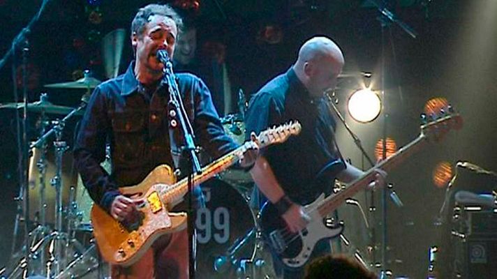 Telediario 1 - Love of Lesbian vuelve con un nuevo disco: El Poeta Halley