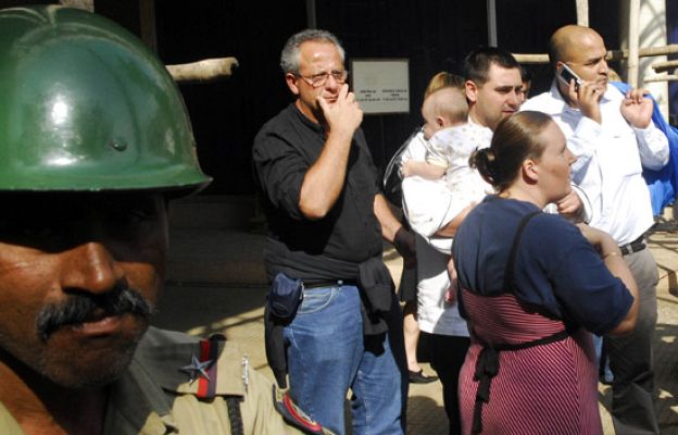  - Liberan a los rehenes del Oberoi