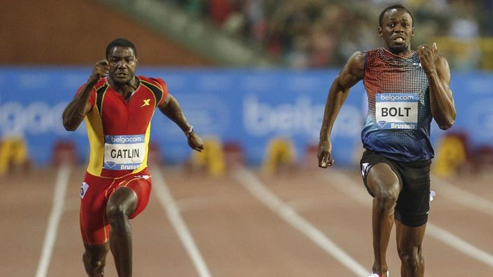 Telediario 1 - Gatlin pulveriza el récord de los 100 metros de Bolt, pero con el impulso de dos ventiladores