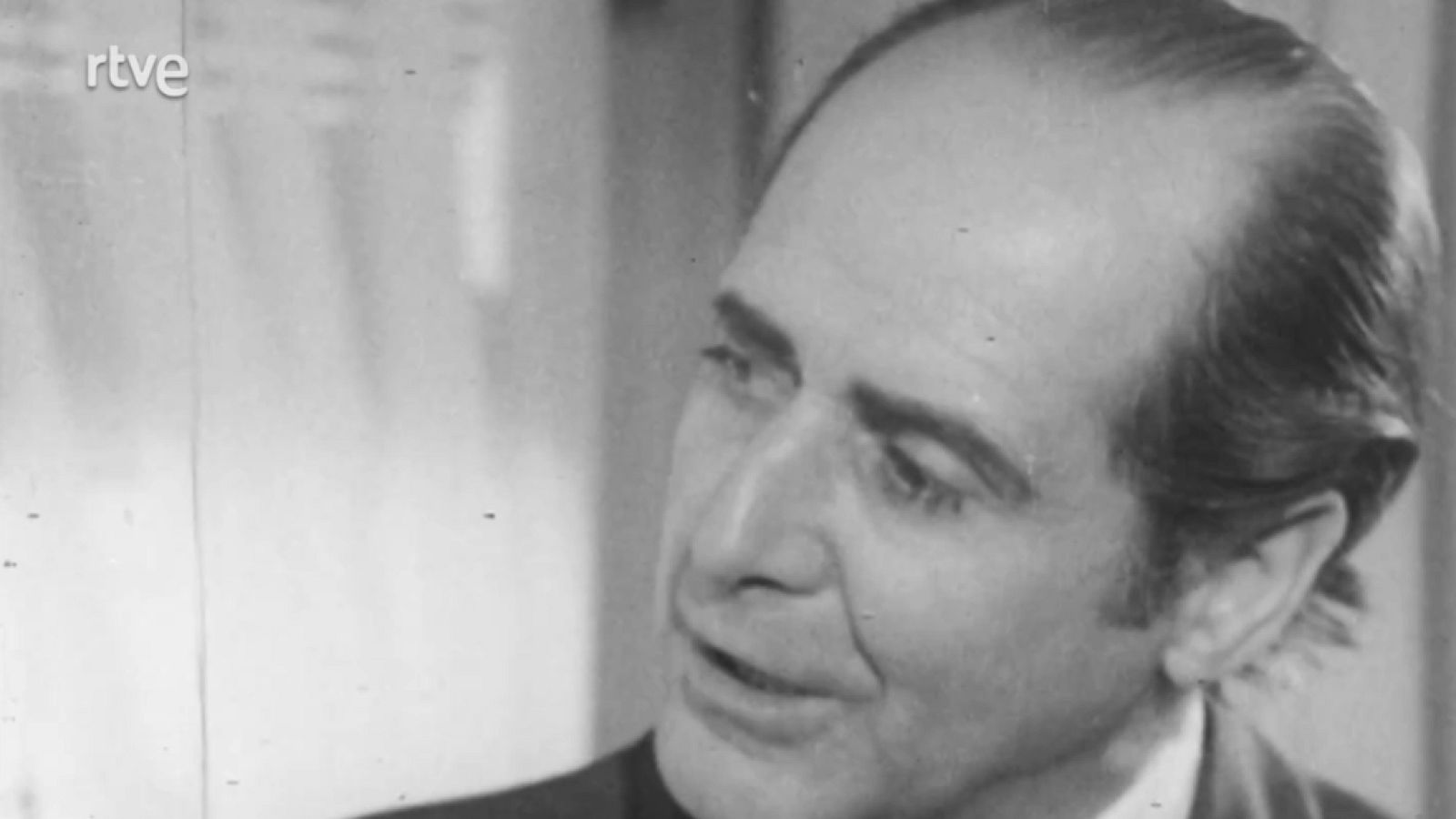 Crónicas de un pueblo - Por si las moscas