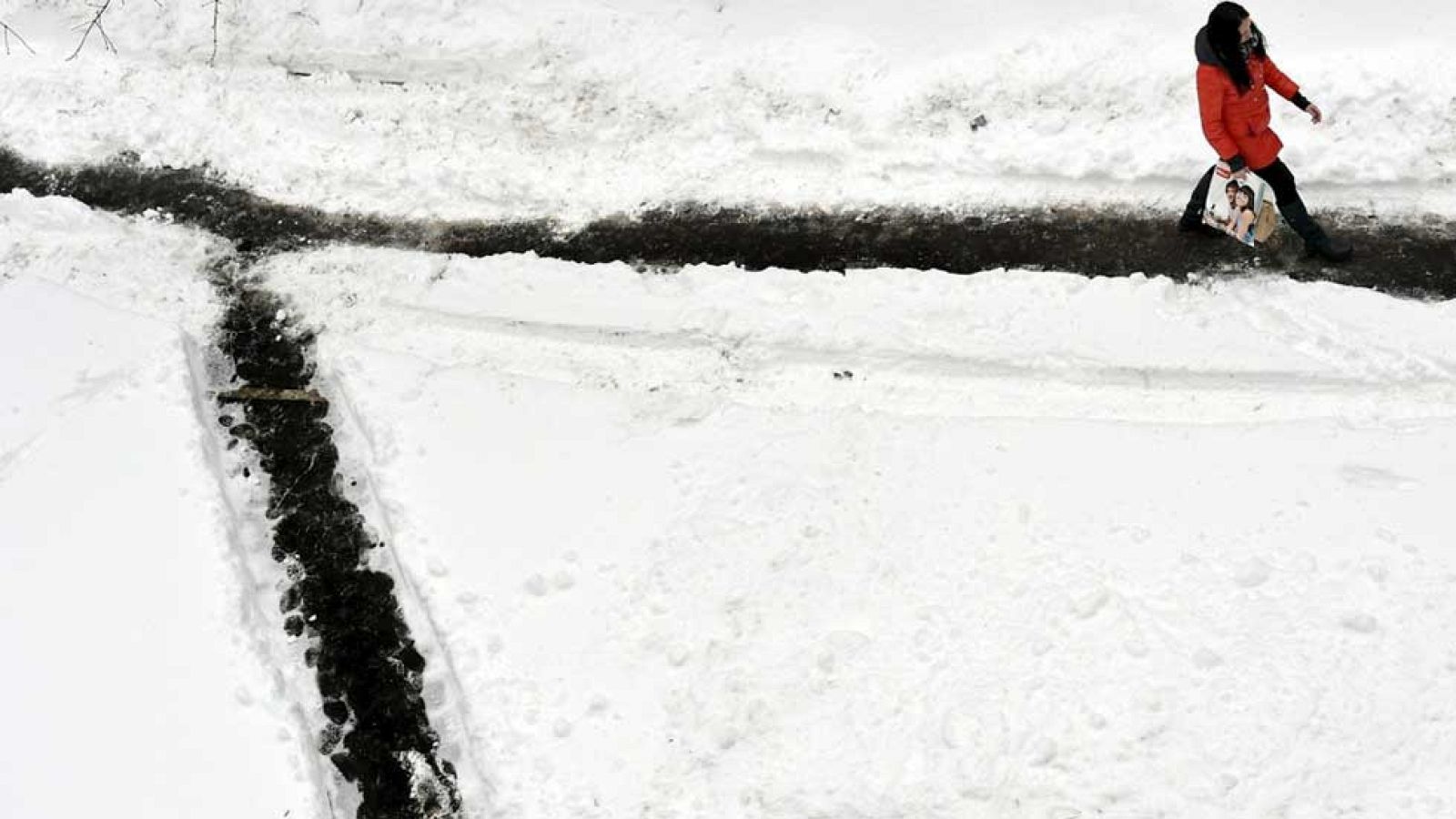 Nuevo frente con nevadas persistentes, viento y frío