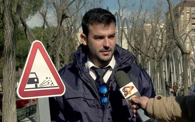 Seguridad vital 5.0 - 'Seguridad Vital' - 'Señal' - Proyección de gravilla