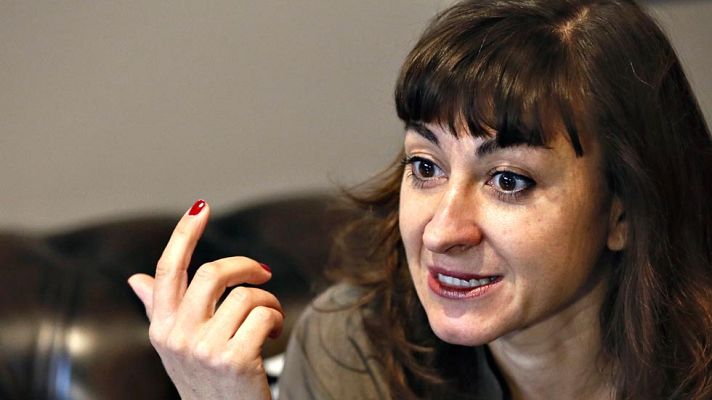 Telediario 1 - La fotógrafa de guerra Lynsey Addario presenta 'En el instante preciso'