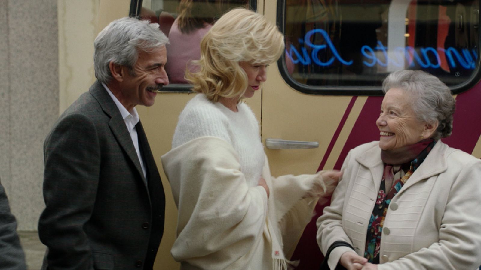 Cuéntame cómo pasó - Así comienza el capítulo 301, 'La vida es una carretera de doble sentido'