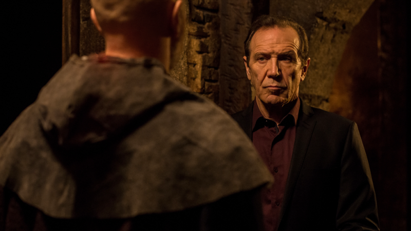 Ernesto se salta las reglas | Ver