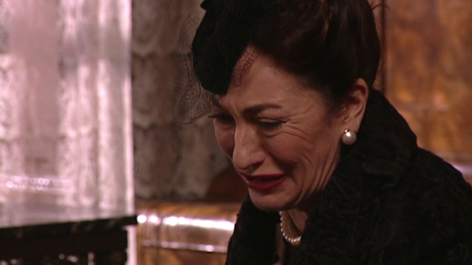 Amar en tiempos revueltos - T1 - Episodio 105 - Ver ahora