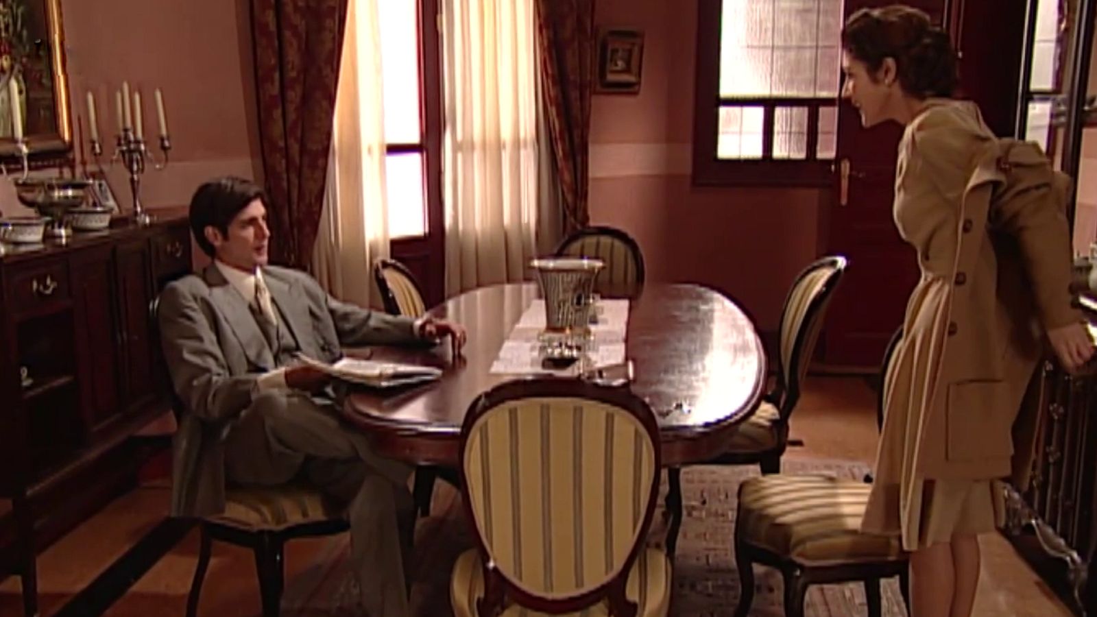 Amar en tiempos revueltos - T1 - Episodio 104 - Ver ahora