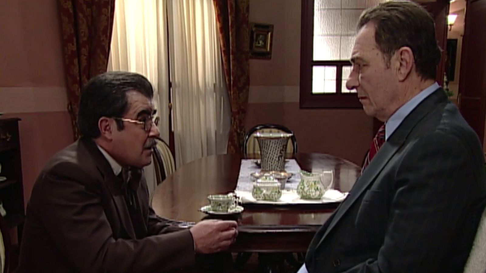 Amar en tiempos revueltos - T1 - Episodio 128 - Ver ahora