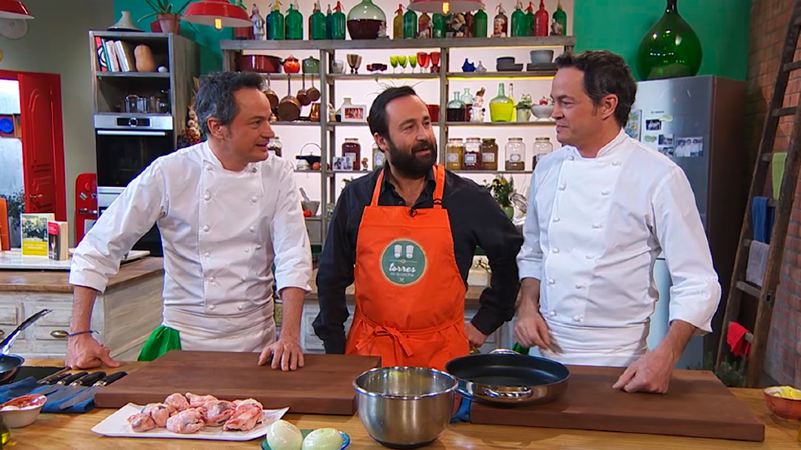 http://www.rtve.es/television/torres-en-la-cocina/