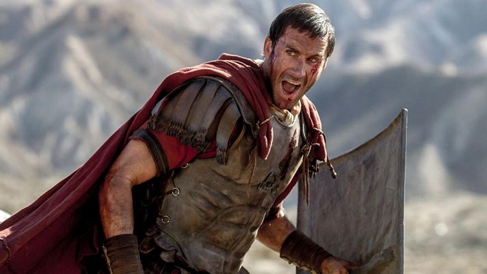 Cultura en Rtve.es - RTVE.es entrevista a Joseph Fiennes y María Botto, intérpretes de 'Resucitado'