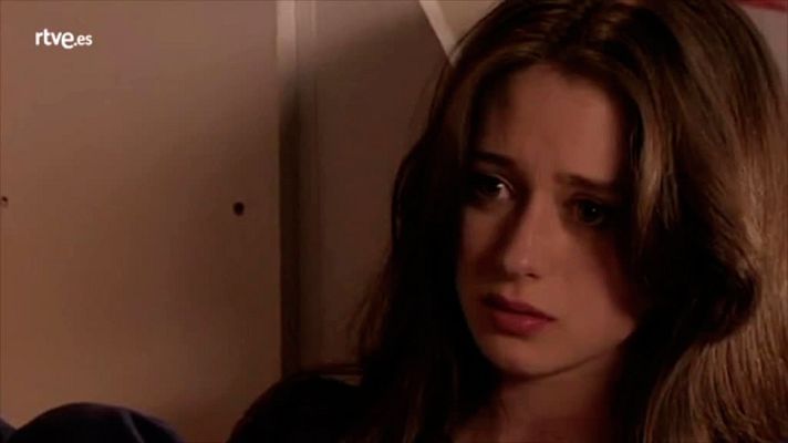 Cuéntame cómo pasó - Karina cree que está embarazada