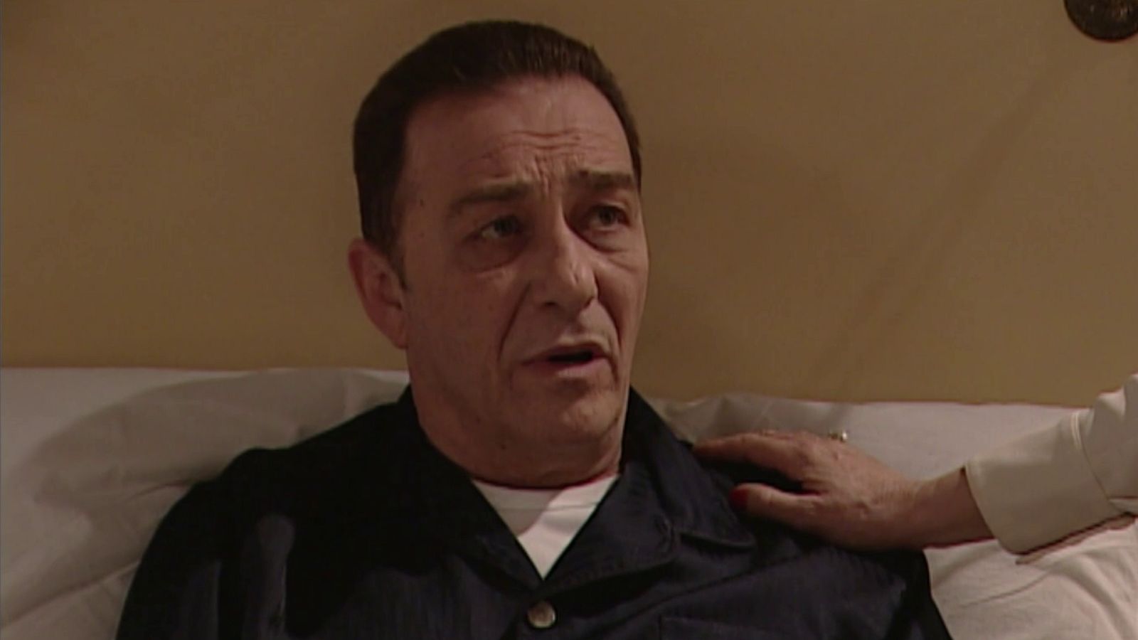 Amar en tiempos revueltos - T1 - Episodio 142 - Ver ahora