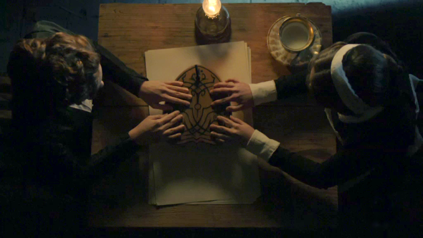 Así comienza el capítulo 14 de 'El Ministerio del Tiempo' - El Ministerio del Tiempo | Ver