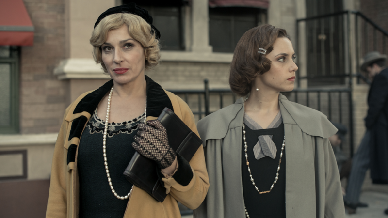 Lola cuenta la verdad a Amelia | Ver