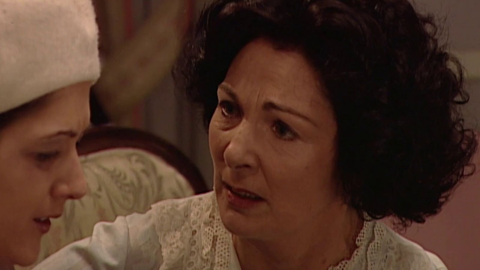 Amar en tiempos revueltos - T1 - Episodio 148 - Ver ahora