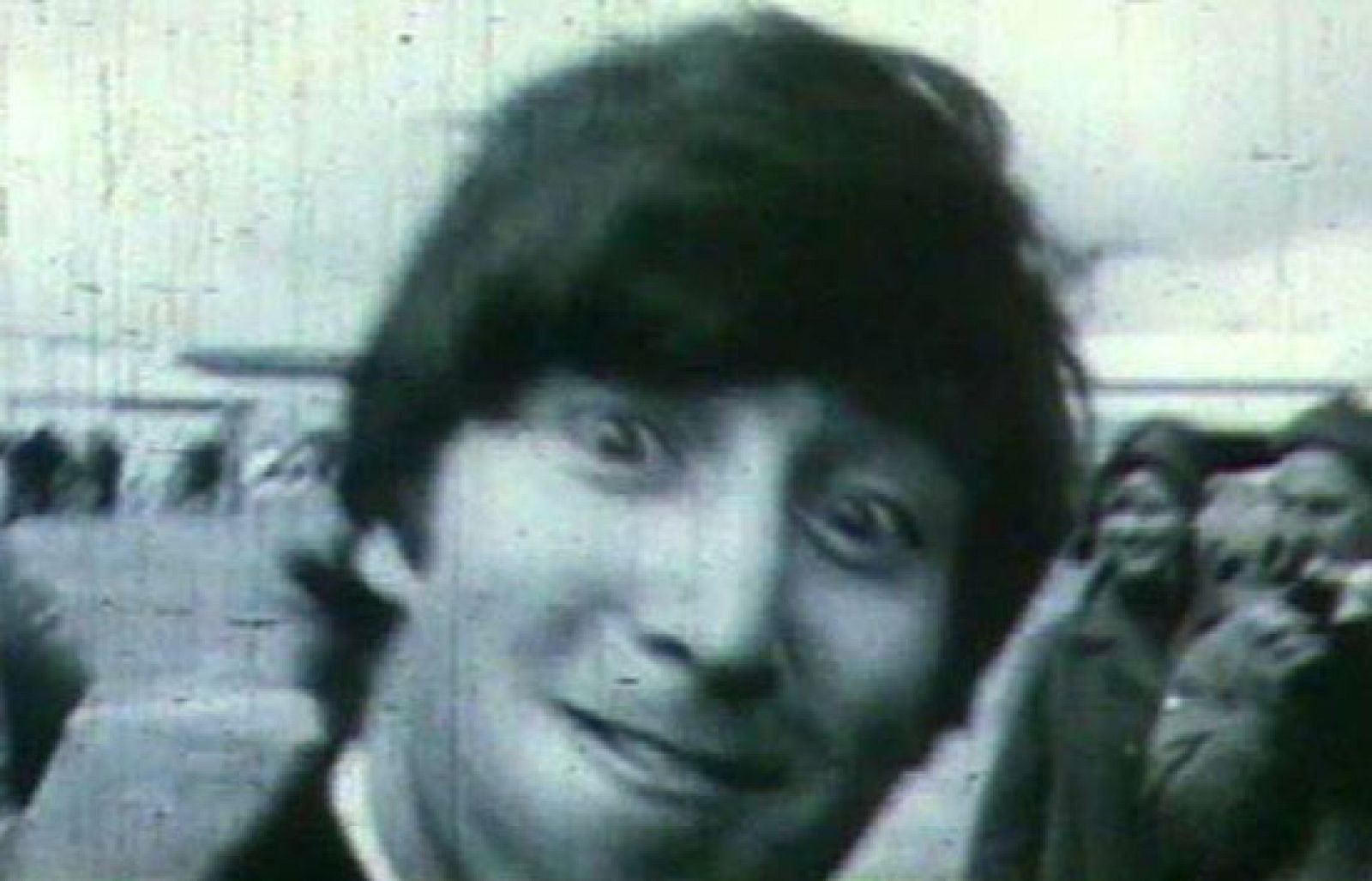 Homenaje a Lennon en 2000 en Informe Semanal | Ver