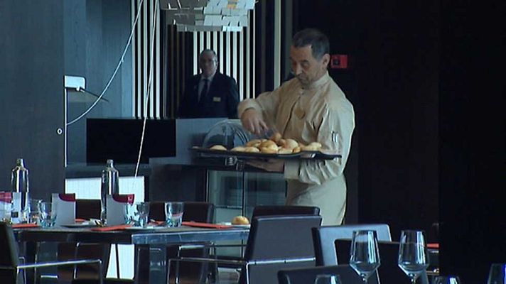 Telediario 1 - En Semana Santa se firmarán 400.000 contratos temporales