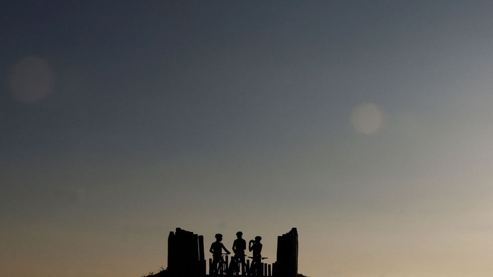 Jueves Santo con cielos despejados en general y temperaturas en ascenso