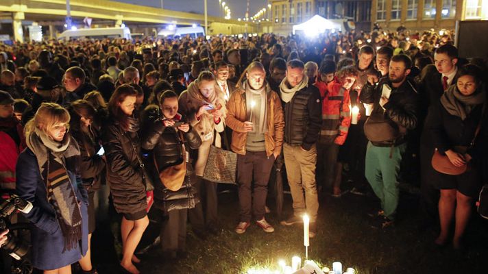 Telediario 1 - Telediario 2 en 4' - 23/03/16