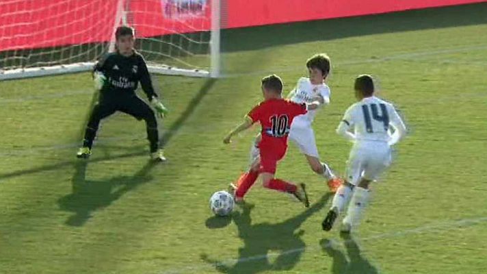 Fútbol - 'Iscar Cup 2016'. 1ª Semifinal: Real Madrid - RCD Espanyol