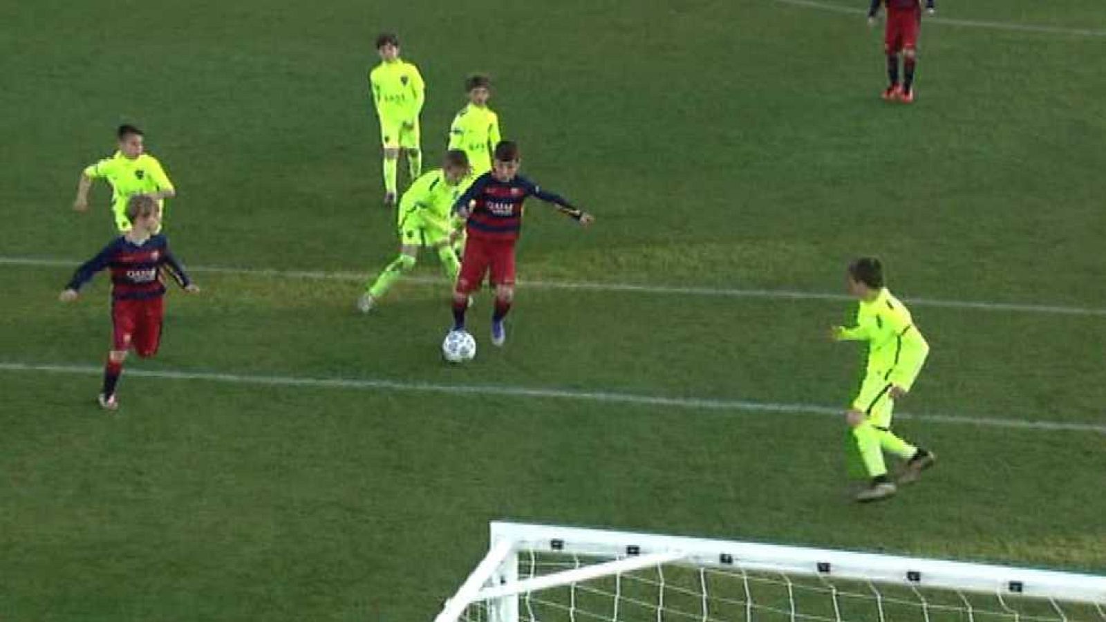 Fútbol - LaLiga Promises 'Iscar Cup 2016'. 2ª Semifinal: Levante U.D. - F.C. Barcelona - Ver ahora