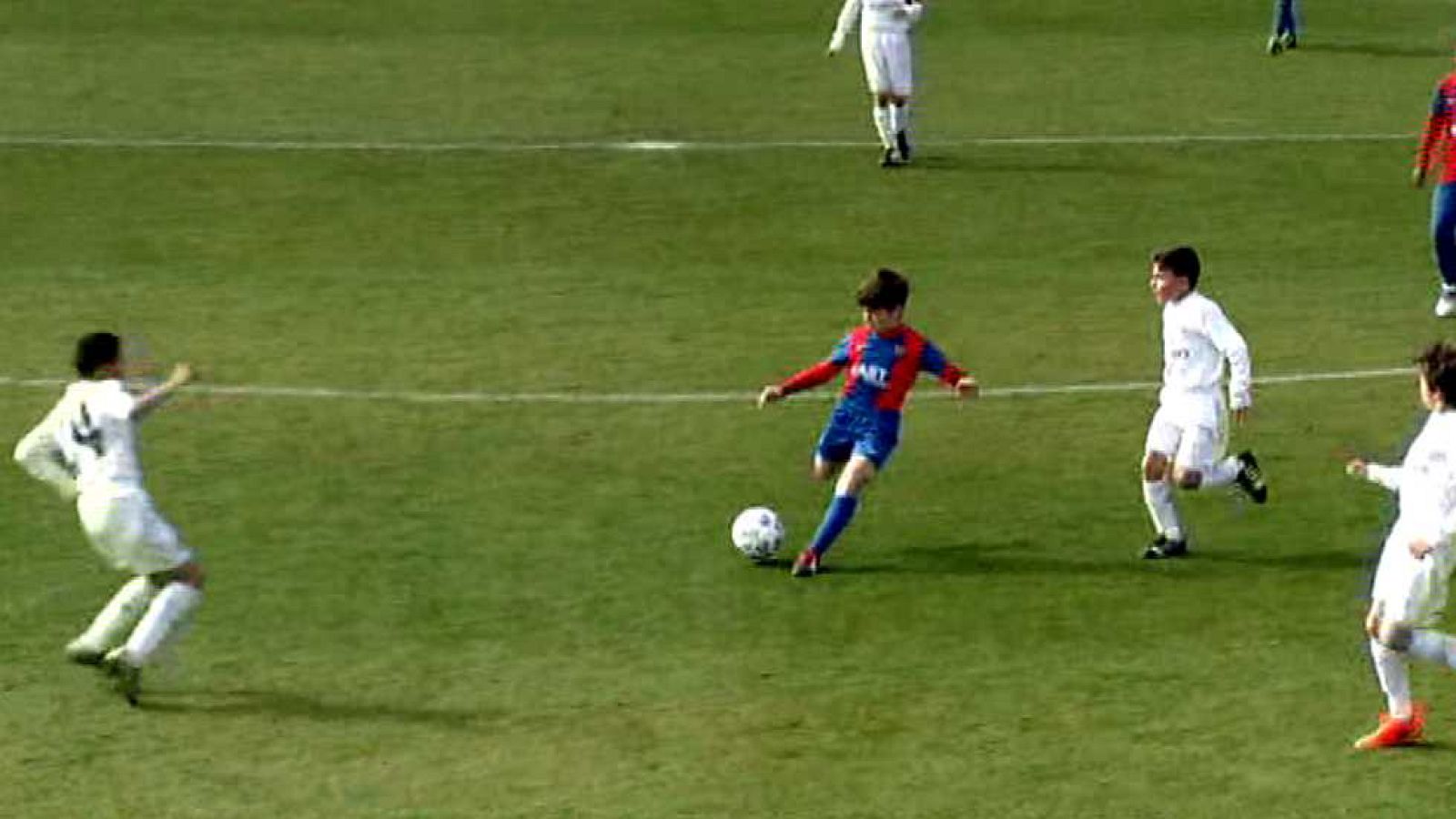 Fútbol - LaLiga Promises 'Iscar Cup 2016'. 3º - 4º puesto: Real Madrid - Levante U.D. - Ver ahora