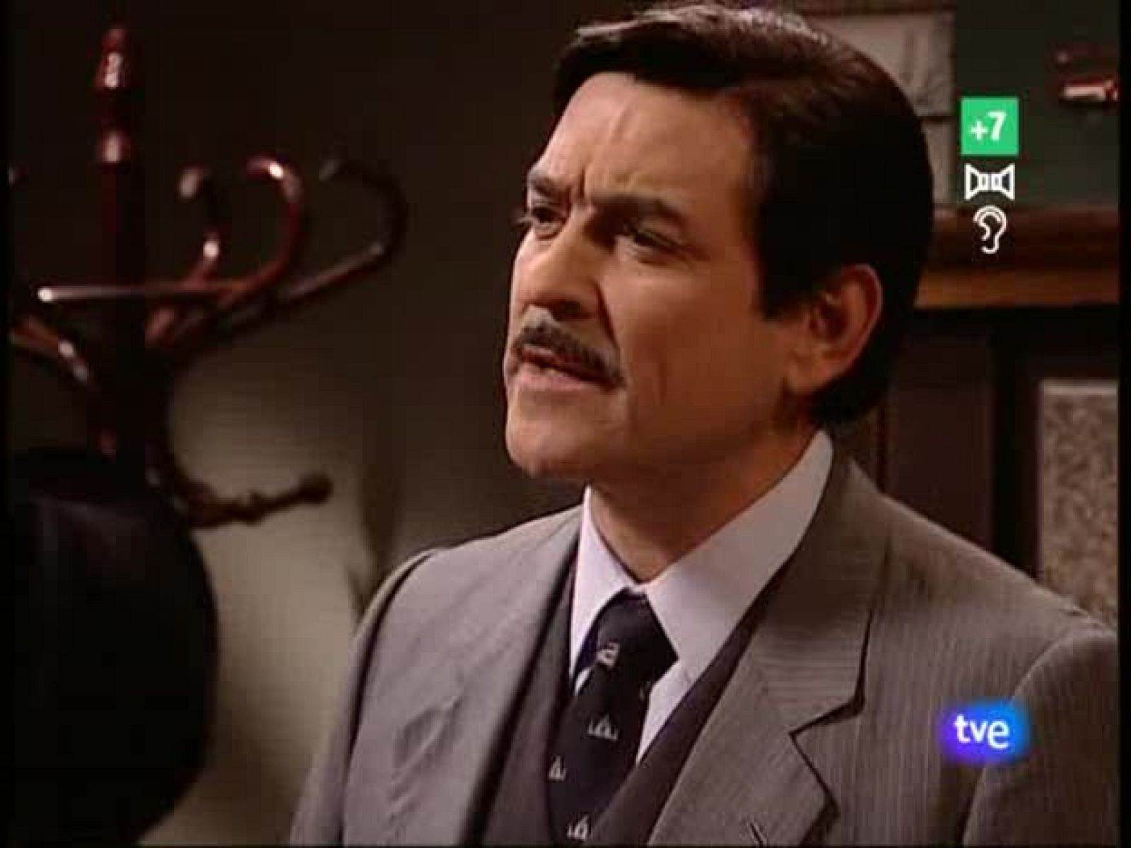 Amar en tiempos revueltos - T4 - Episodio 64 - Ver ahora