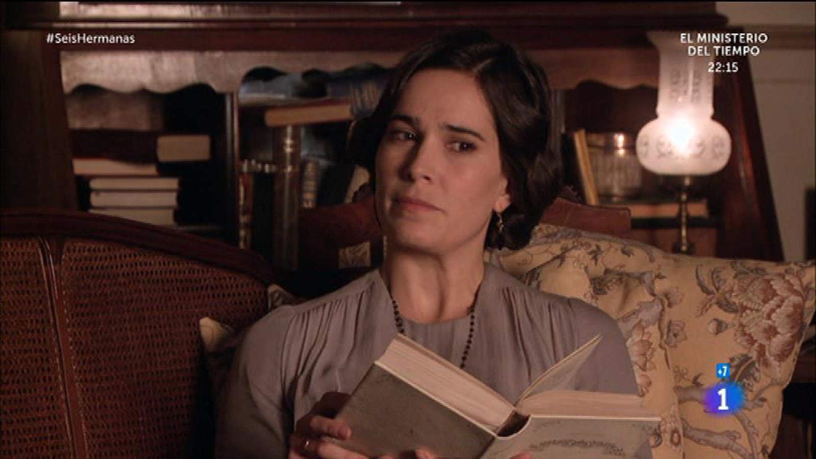 Seis Hermanas - Adela desconfía de Lorenza