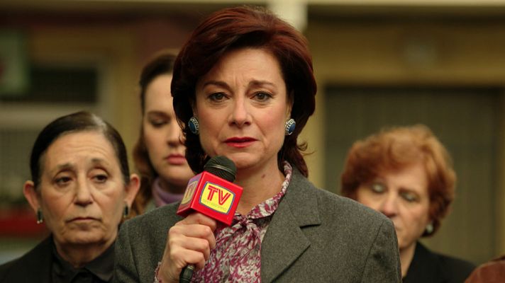 Cuéntame cómo pasó - Clara denuncia su agresión en San Genaro Televisión